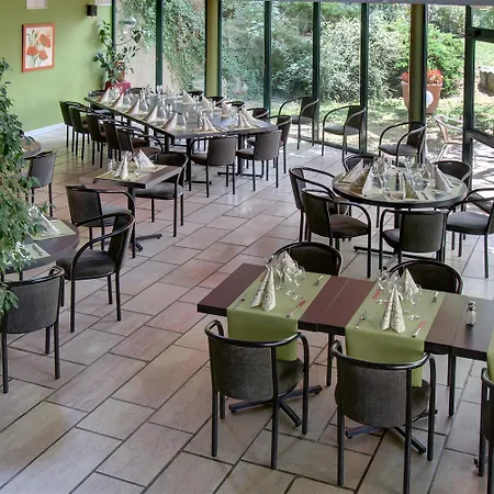 Western Golf D'albon Hotel 3*