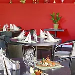 Western Golf D'albon Hotel 3*
