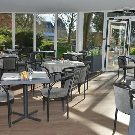Western Golf D'albon Hotel Albon