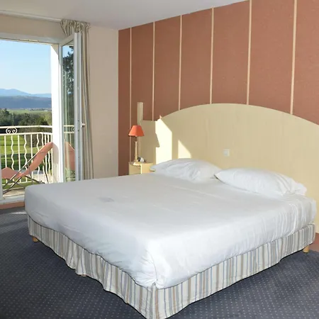 Western Golf D'albon Hotel 3*